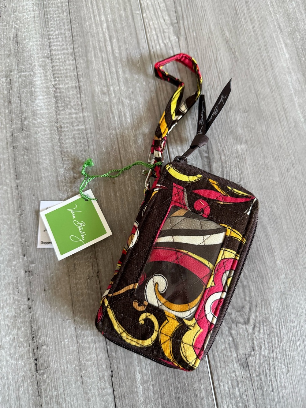 Vera Bradley All in One Wrislet in Pucchini NWT
